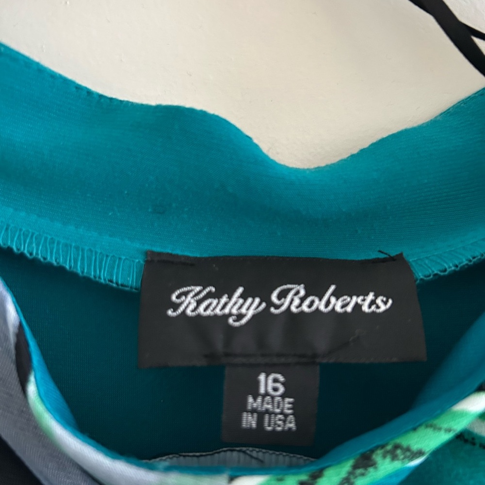 Size 16 excellent condition dress Kathy Roberts - Picture 3 of 3